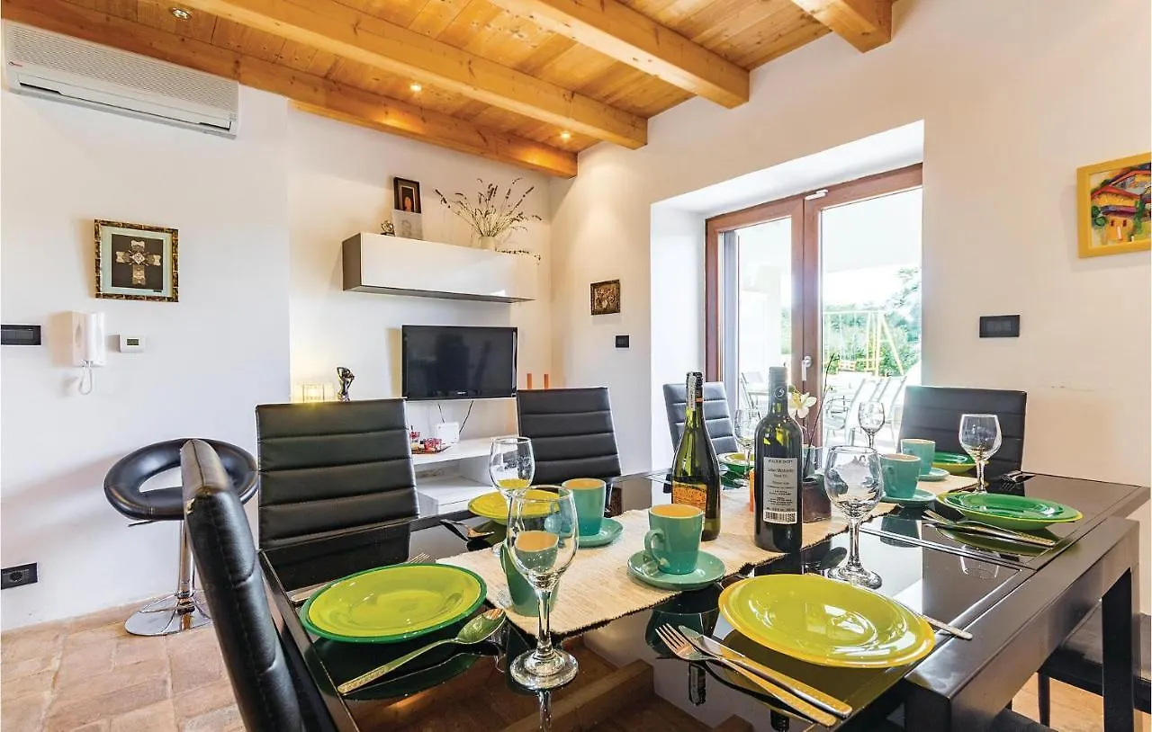 Tatil Evi Awesome Home In Rakalj With House Sea View