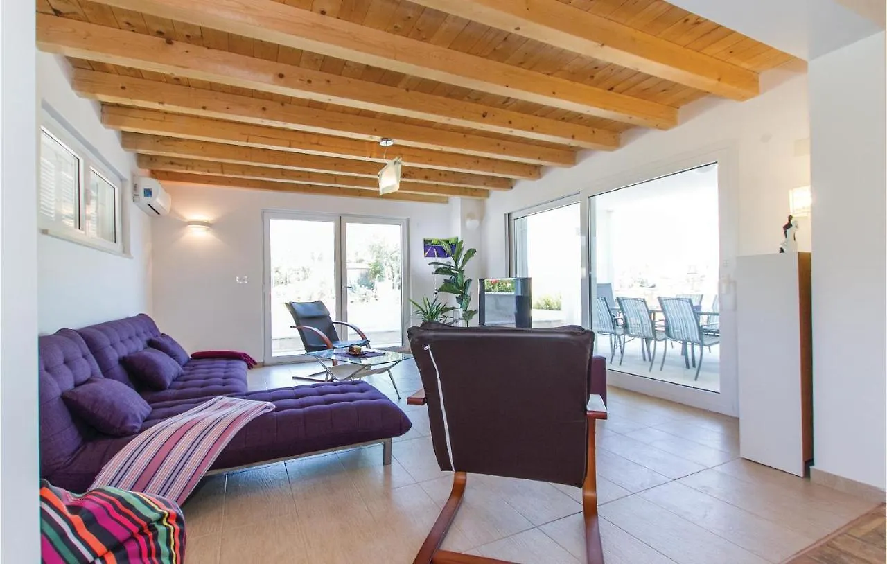 Awesome Home In Rakalj With House Sea View Tatil Evi