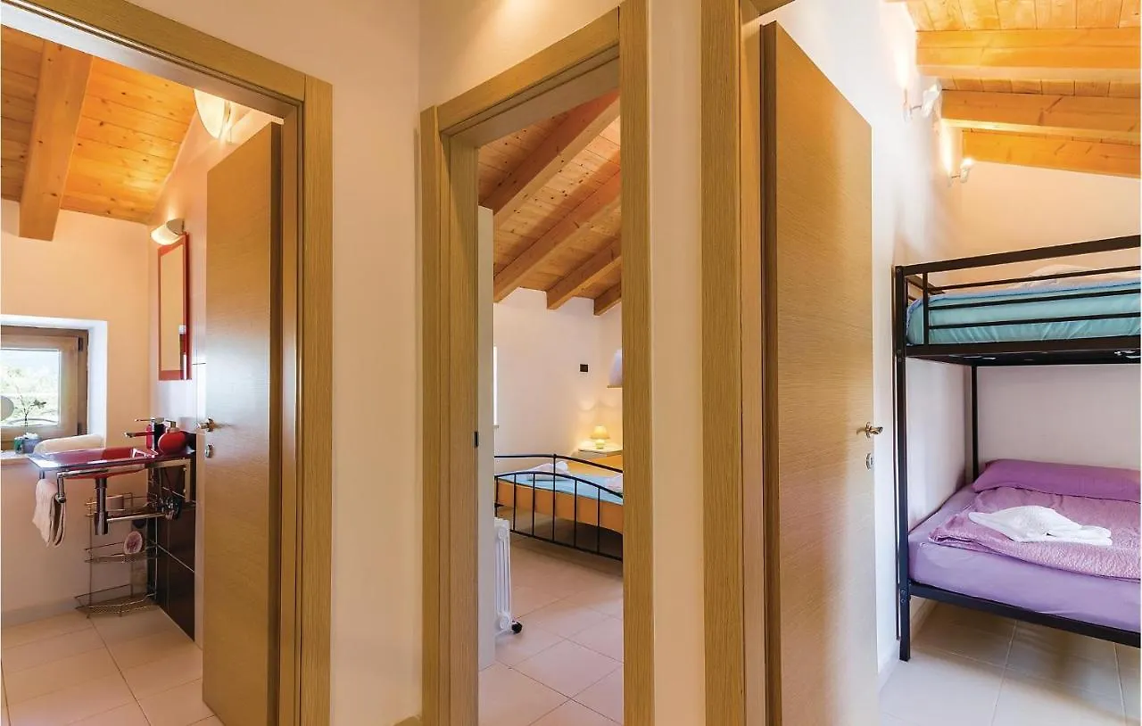 Дом отдыха Awesome Home In Rakalj With House Sea View