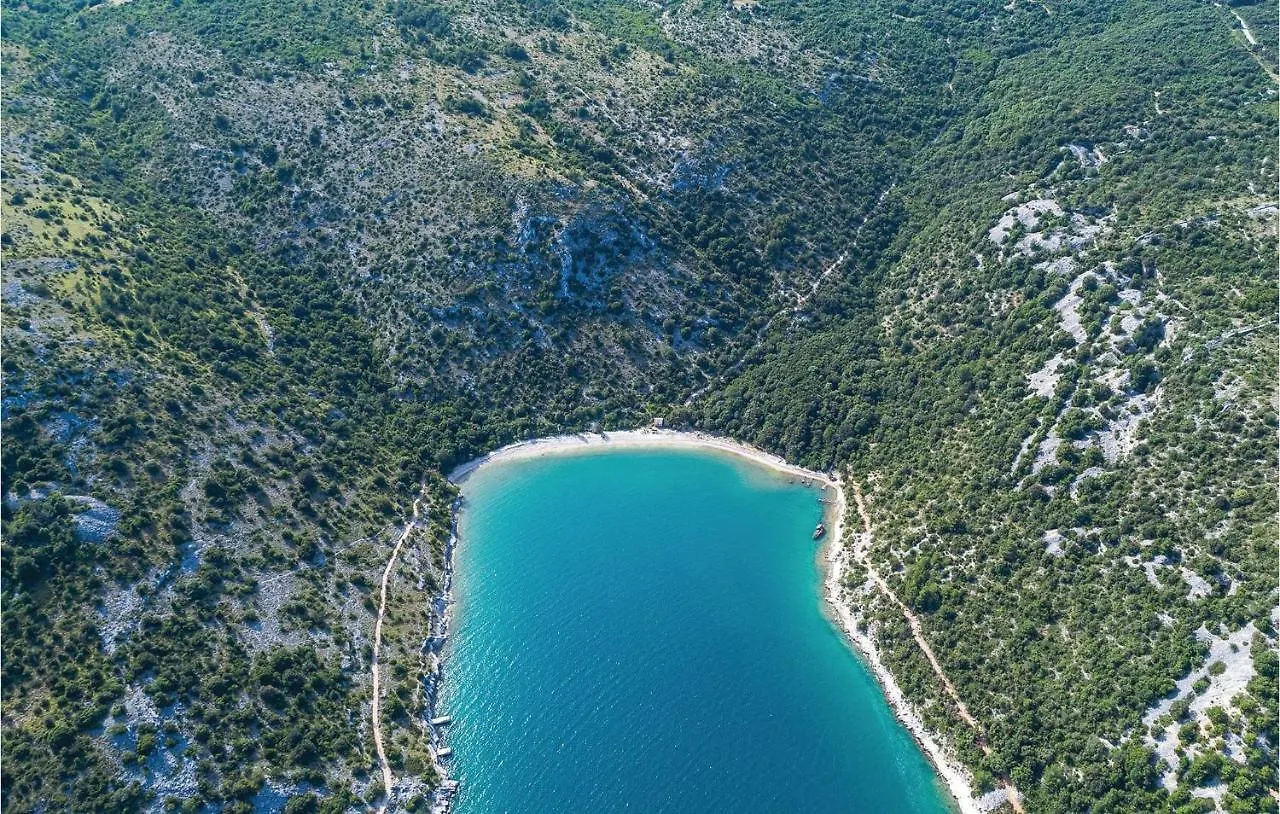 Awesome Home In Rakalj With House Sea View Tatil Evi