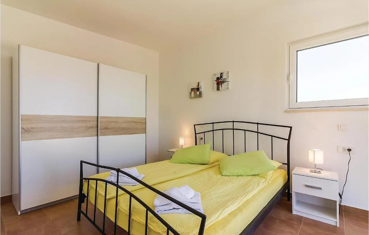 Awesome Home In Rakalj With House Sea View 0*,